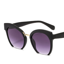 Load image into Gallery viewer, Fashion Design Sunglasses