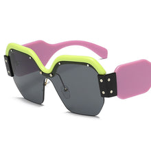 Load image into Gallery viewer, Fashion Design Sunglasses