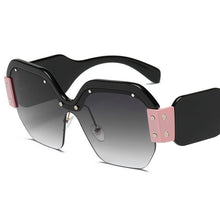 Load image into Gallery viewer, Fashion Design Sunglasses