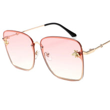 Load image into Gallery viewer, Fashion Design Sunglasses