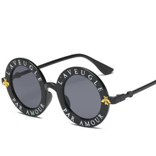 Load image into Gallery viewer, Fashion Design Sunglasses