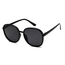 Load image into Gallery viewer, Fashion Design Sunglasses