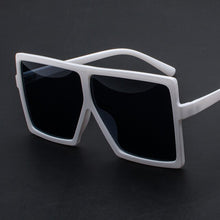 Load image into Gallery viewer, Fashion Design Sunglasses